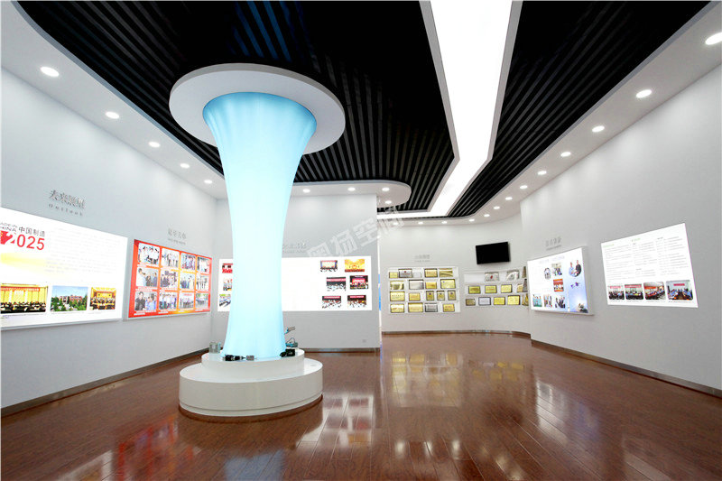 济南展厅华球手机版app效果.jpg